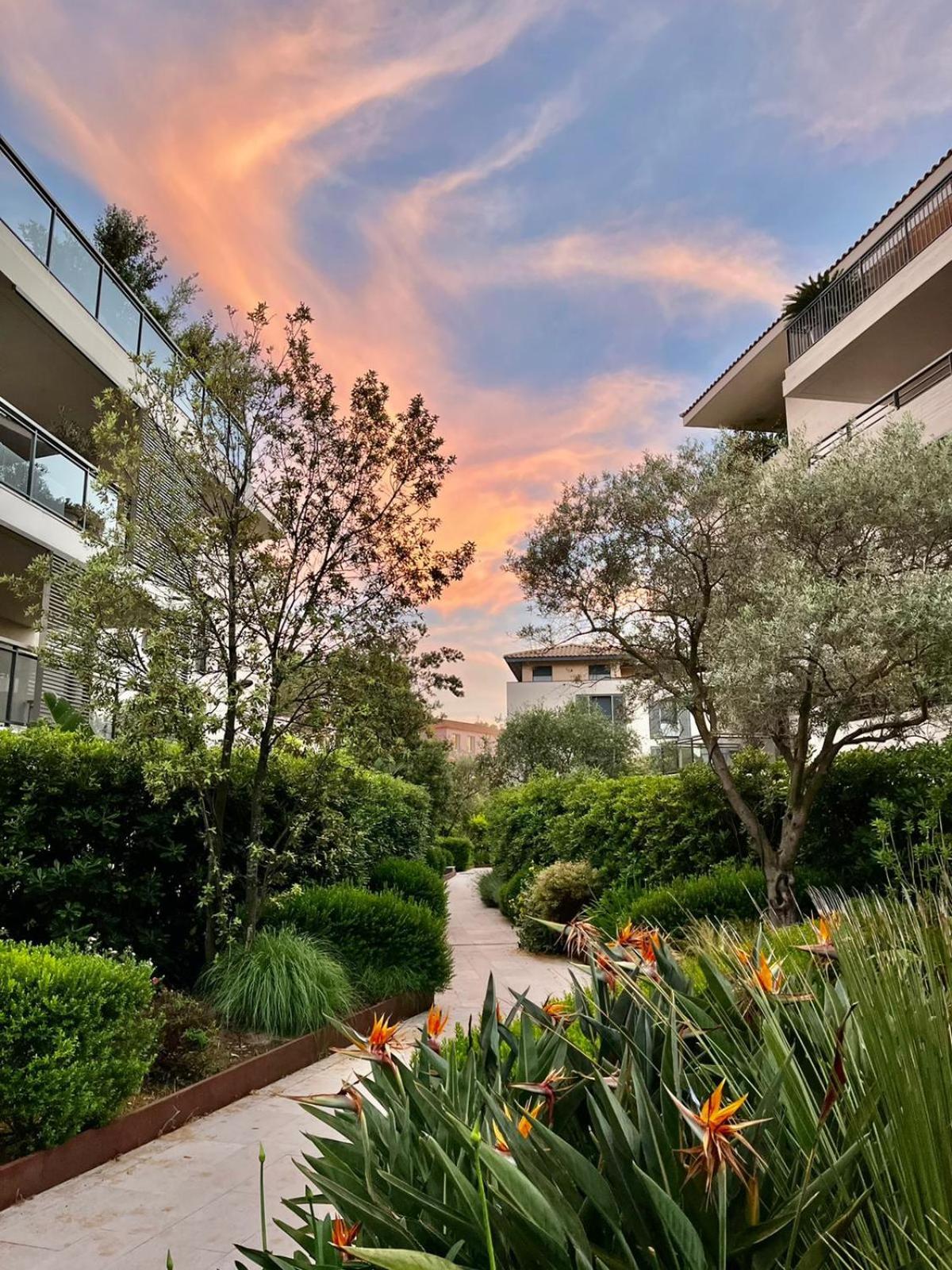 Exclusive Resort Apartments With Parking Saint-Tropez Esterno foto